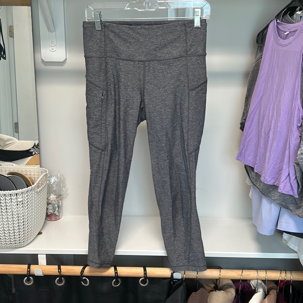 lulu lemon cropped grey leggings